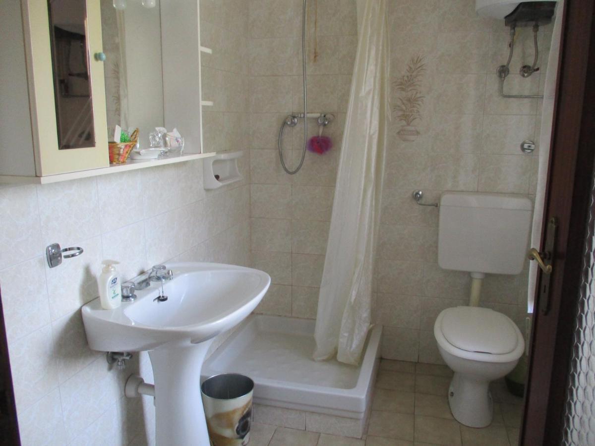 Emeroteca Del '900 Casalborgone Extérieur photo